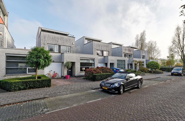 Lunshof makelaars Amstelveen en Amsterdam - Herman Heijermanshof 3   Amstelveen