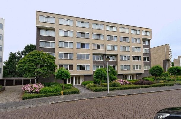 Lunshof makelaars Amstelveen en Amsterdam - Kastanjelaan 281   Amstelveen