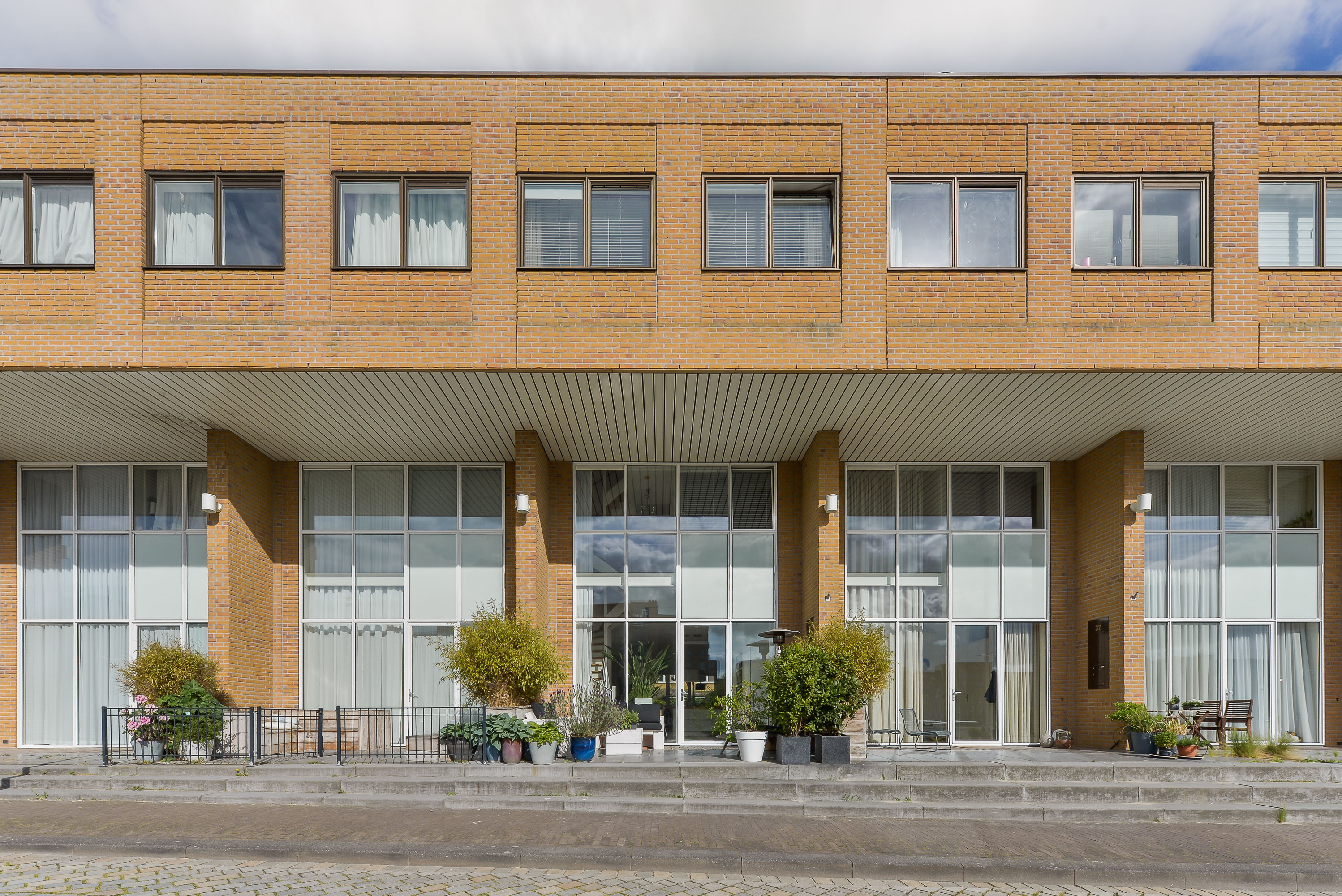 Lunshof makelaars Amstelveen en Amsterdam - Willy Mullenskade 35  Amsterdam