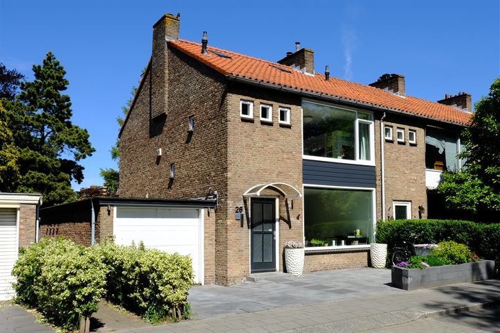 Lunshof makelaars Amstelveen en Amsterdam - Mr. F.A. van Hallweg 26  Amstelveen