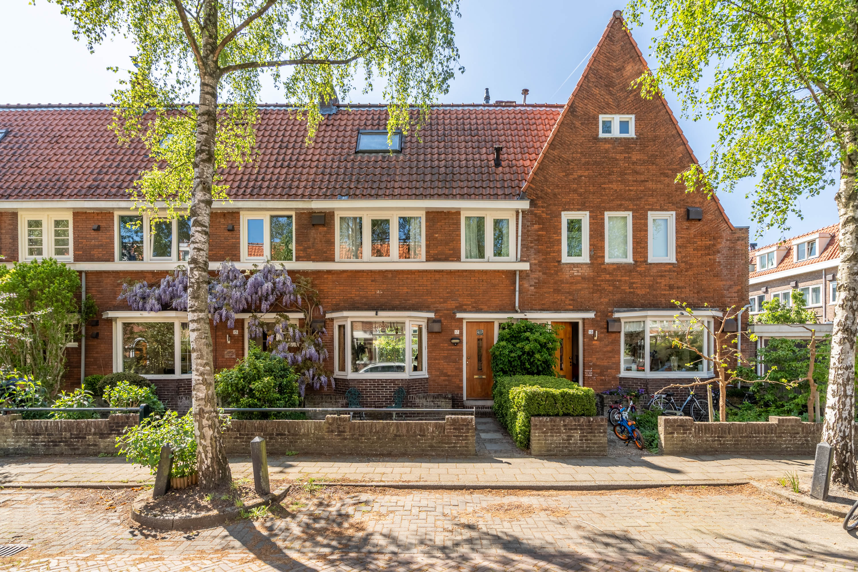 Lunshof makelaars Amstelveen en Amsterdam - Barend van Dorenweerdelaan 17  Amstelveen