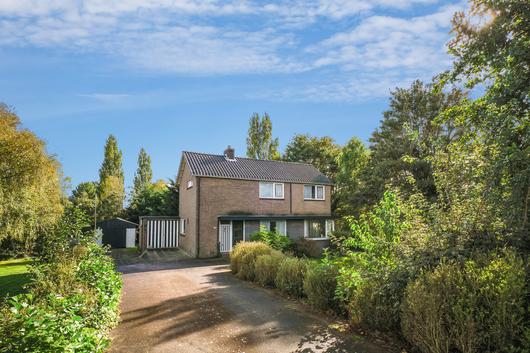 Lunshof makelaars Amstelveen en Amsterdam - Legmeerdijk 130  Amstelveen