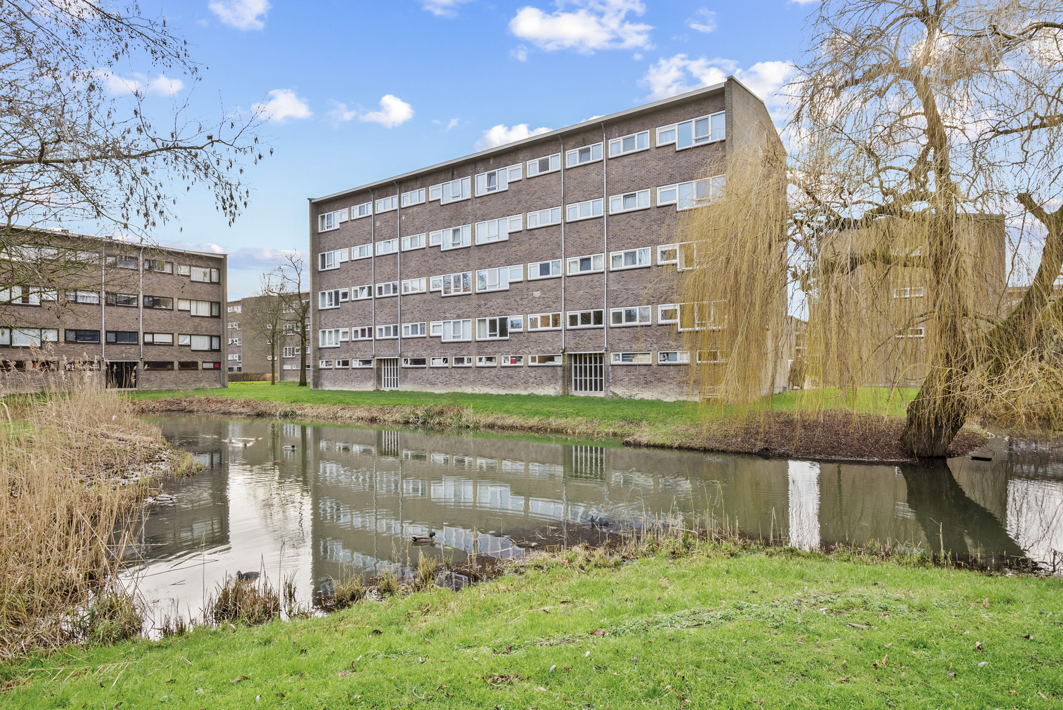 Lunshof makelaars Amstelveen en Amsterdam - Julianaplantsoen 193  Diemen