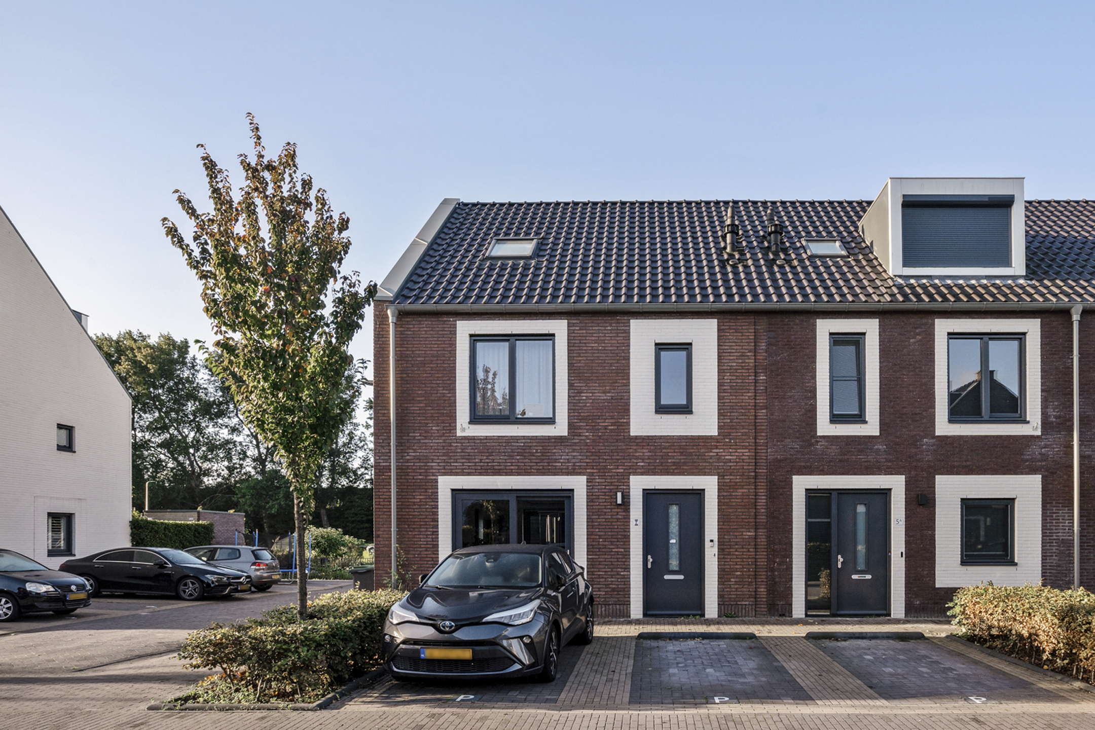 Lunshof makelaars Amstelveen en Amsterdam - Klaproos 7  Ouderkerk aan de Amstel